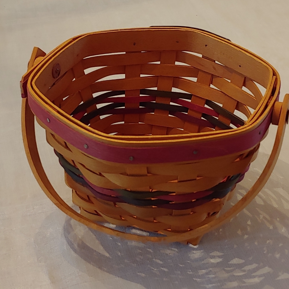 Longaberger Award Basket - Picture 13 of 15
